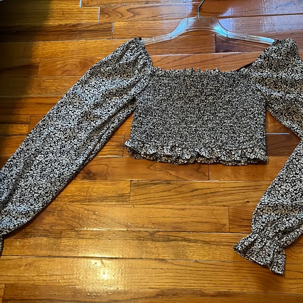 Cropped blouse